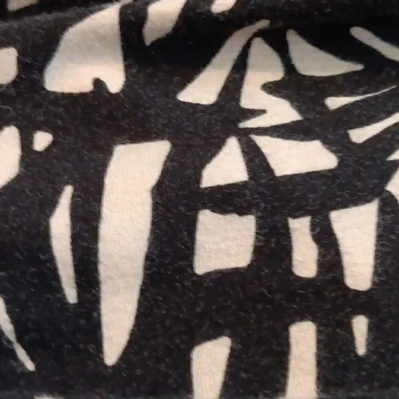 Old Navy Maternity Fitted Dress 💐HOST PICK💐💕 - Picture 11 of 11